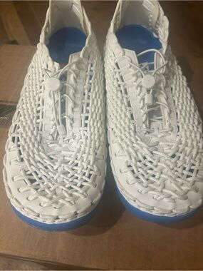 Nike White Woven Men's Sandal Sneakers with Blue Insole